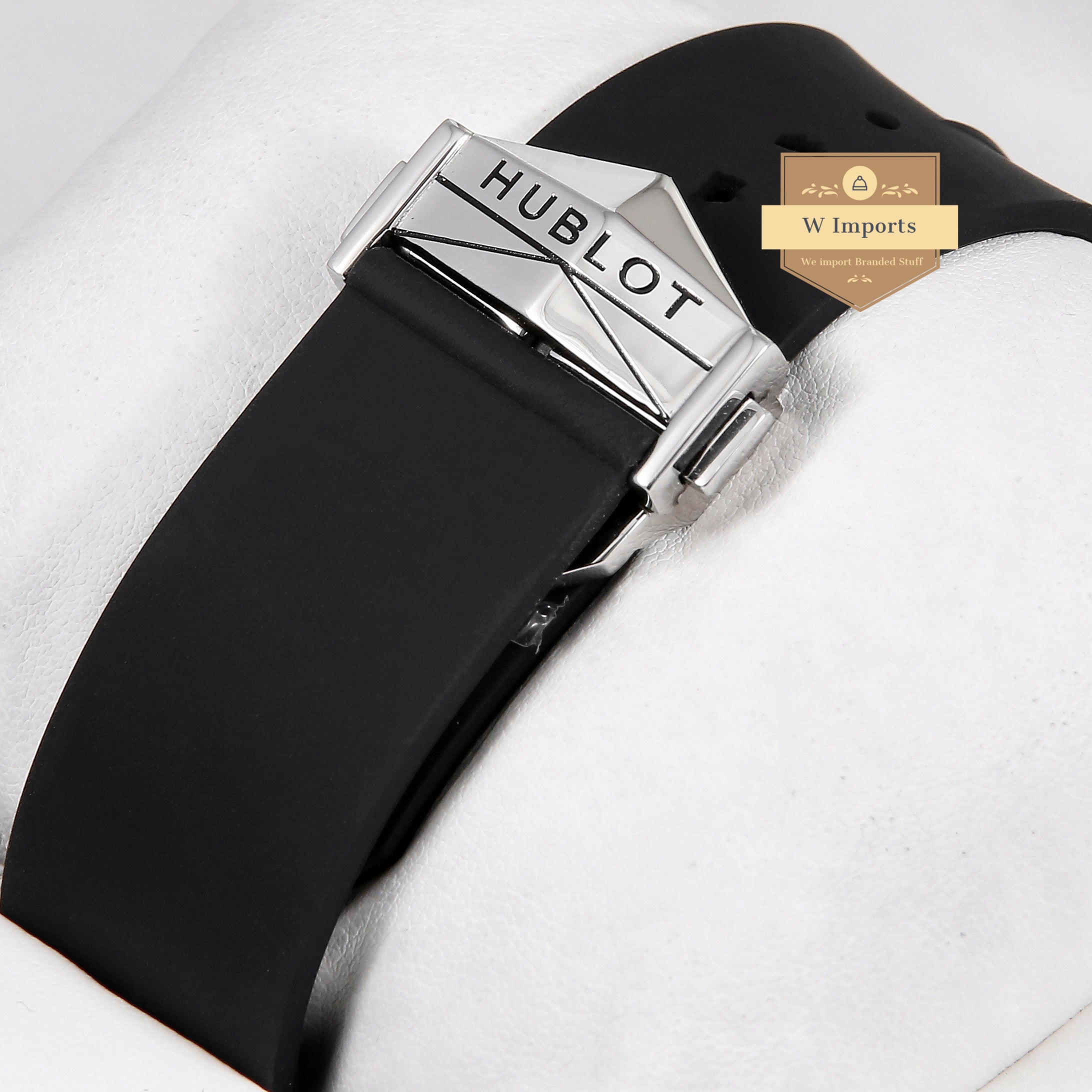Latest Collection Chronograph Silver Case With Black Rubber Strap