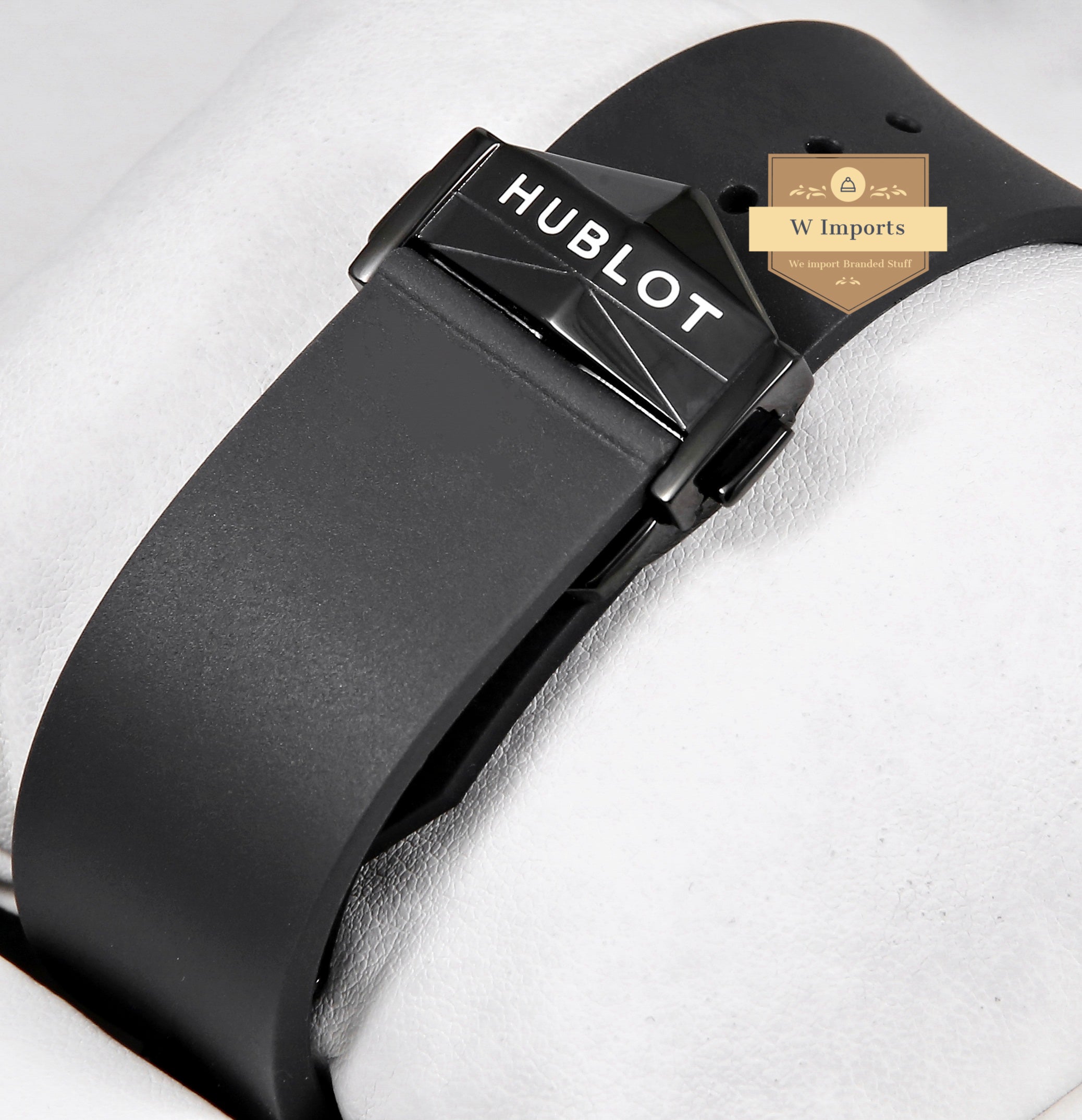 Latest Collection All Black With Black Rubber Strap