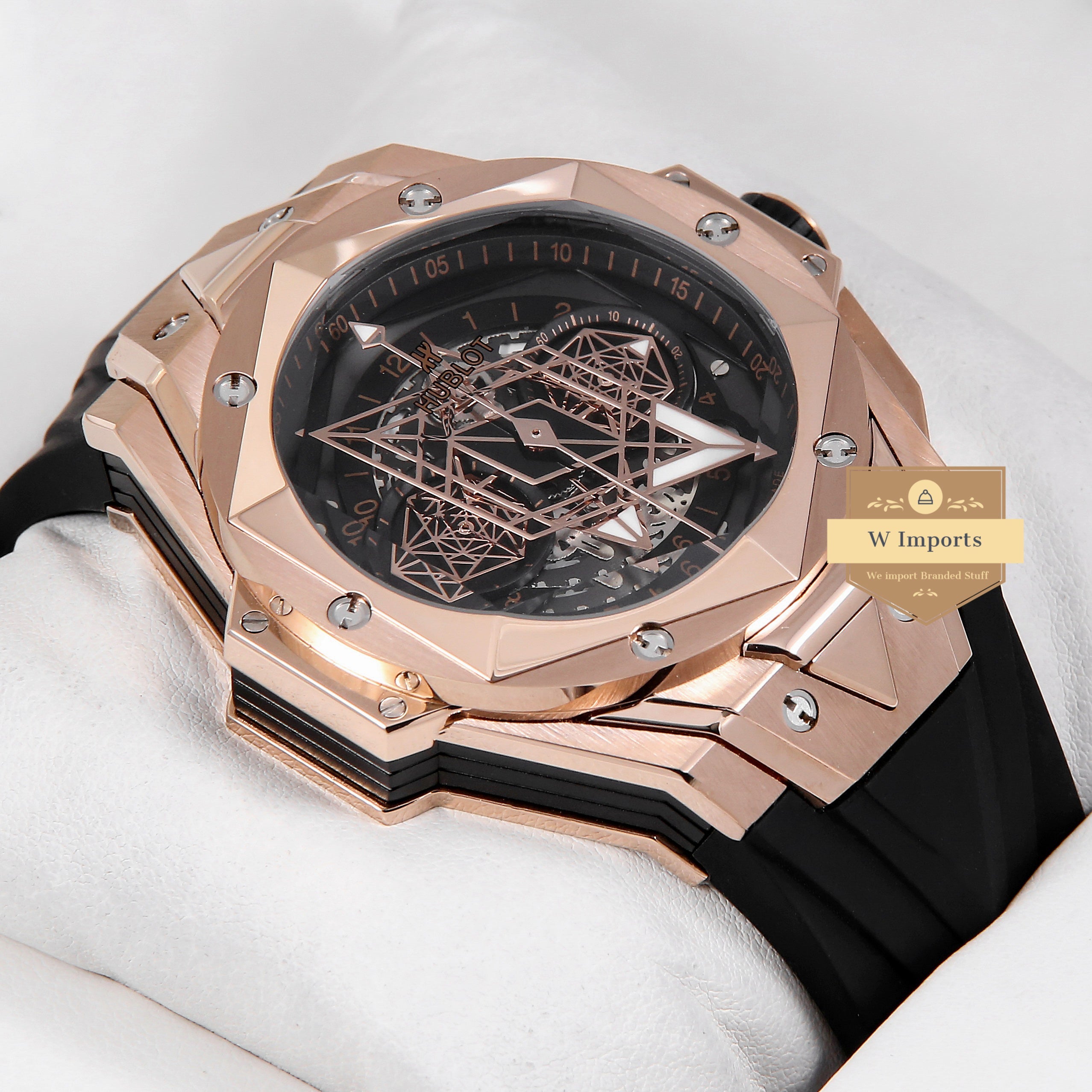 Latest Collection Chronograph Rose Gold Case With Black Rubber Strap