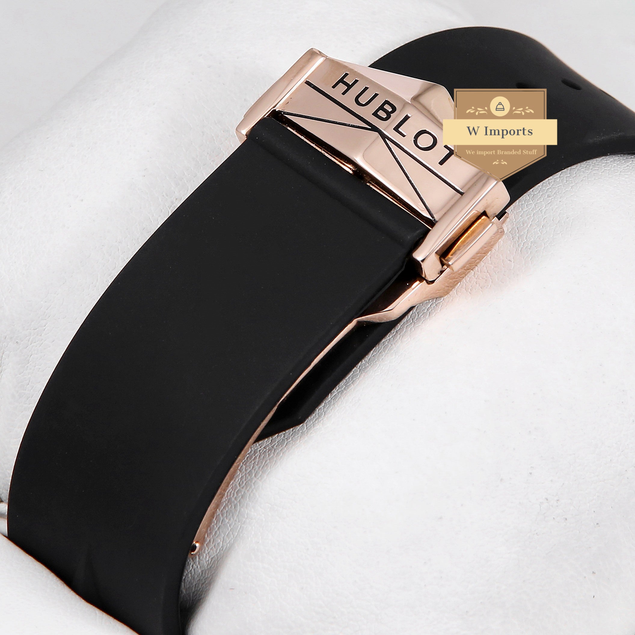 Latest Collection Chronograph Rose Gold Case With Black Rubber Strap