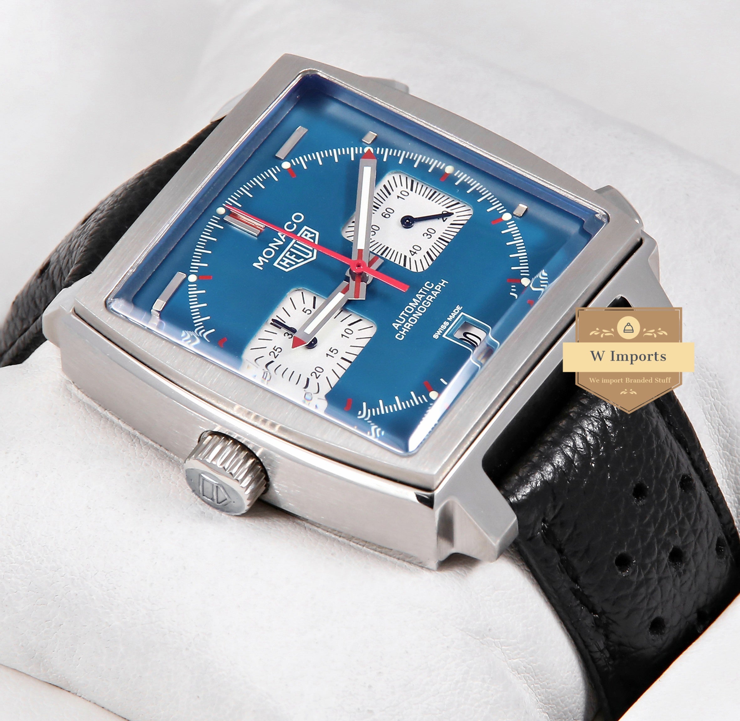 Latest Collection Chronograph Silver Case With Blue Dial & Black Dotted Leather Strap