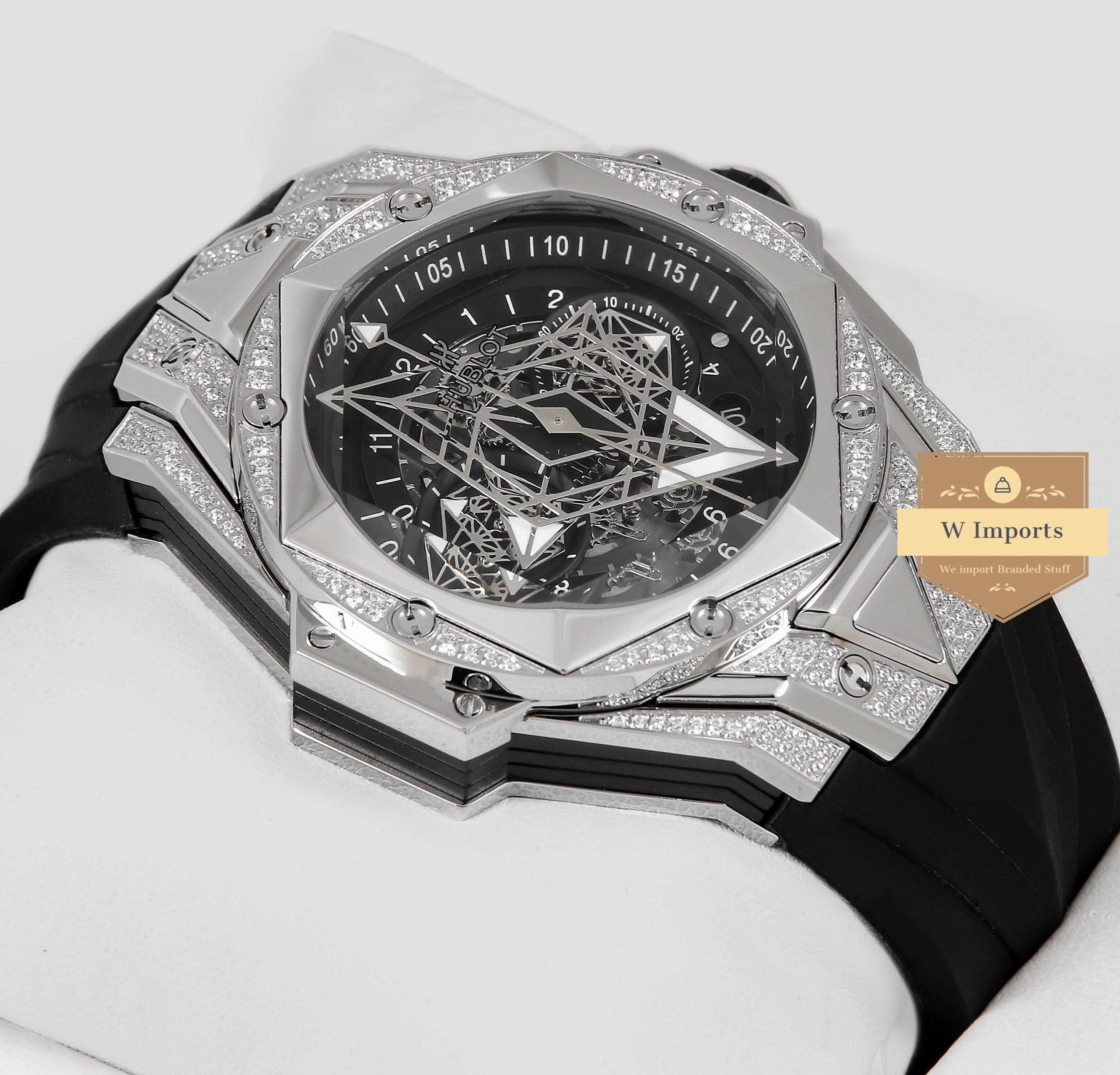 Latest Collection Chronograph Silver Stone Case With Black Dial & Rubber Strap